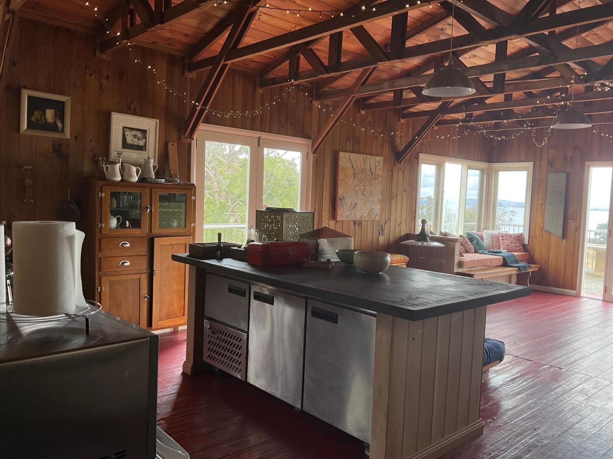 The Woolshed And Farmhouse Blue, Bruny Island Barnes Bay Экстерьер фото