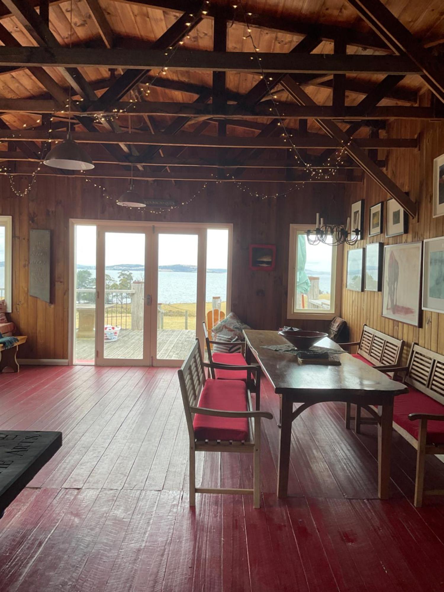 The Woolshed And Farmhouse Blue, Bruny Island Barnes Bay Экстерьер фото